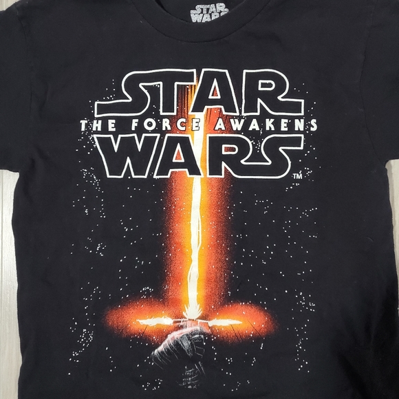 Star Wars The Force Awakens Boy's Black TShirt medium - Picture 2 of 5